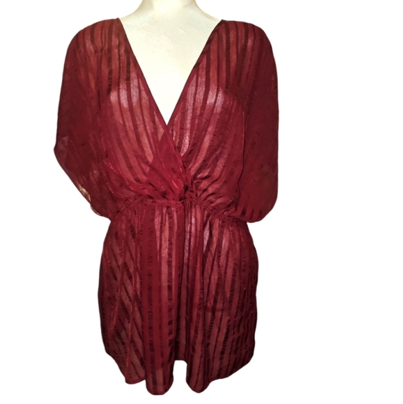 Torrid Womens Faux Wrap Top Plus 2 Maroon Elastic Waist Sheer Elegance Ethereal - Picture 4 of 8